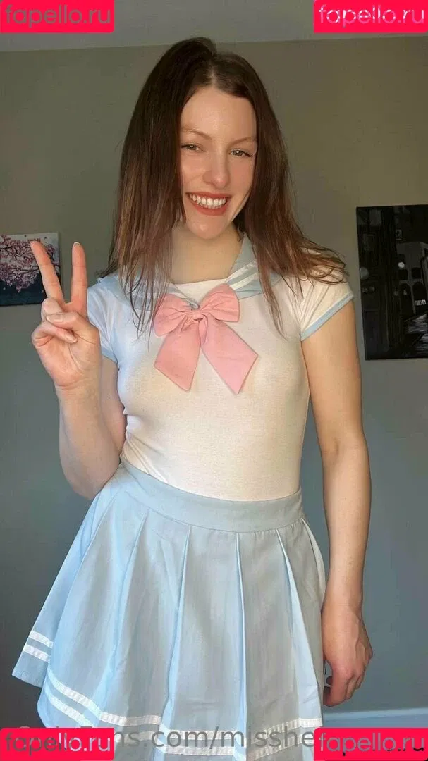 misshelenalue Onlyfans Photo Gallery 