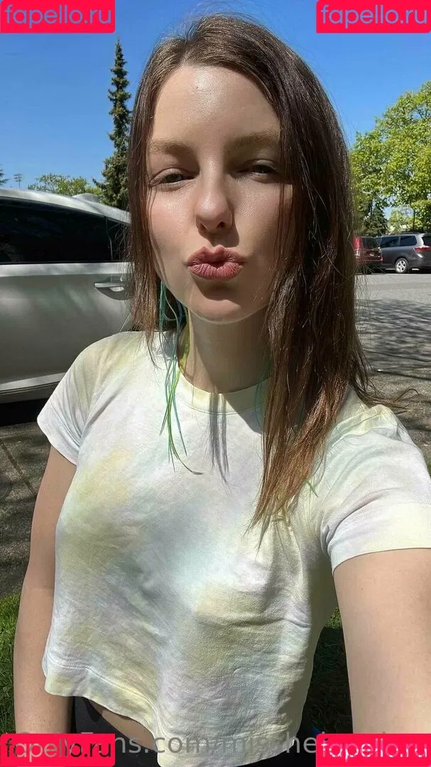 misshelenalue Onlyfans Photo Gallery 