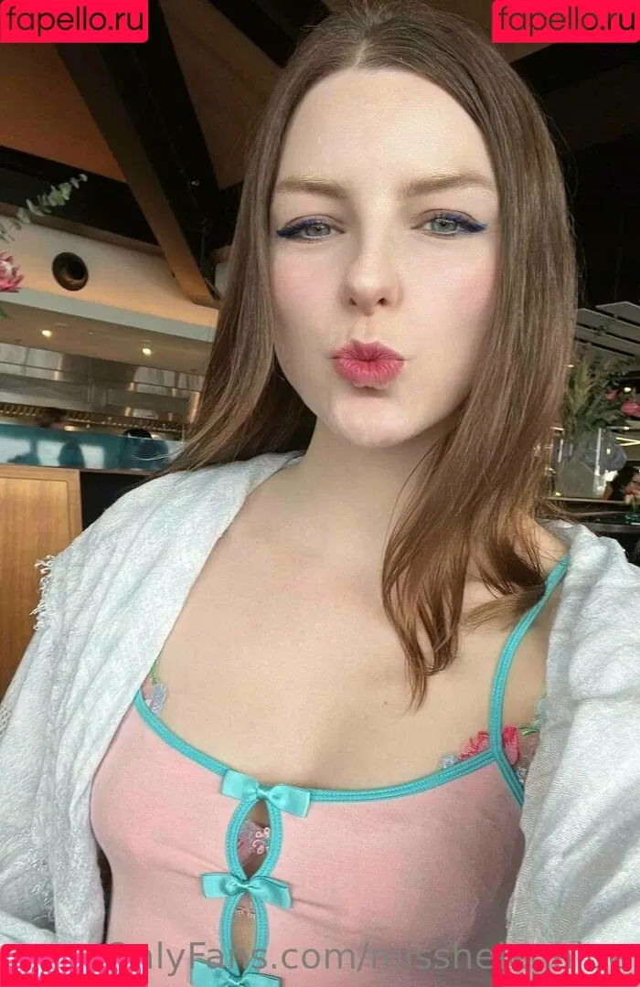 misshelenalue Onlyfans Photo Gallery 
