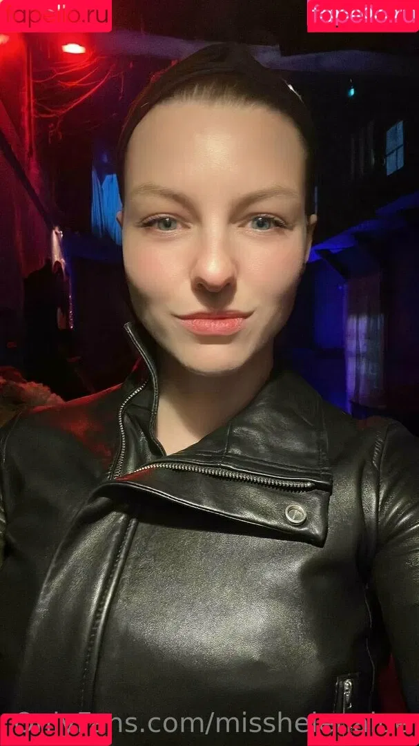 misshelenalue Onlyfans Photo Gallery 