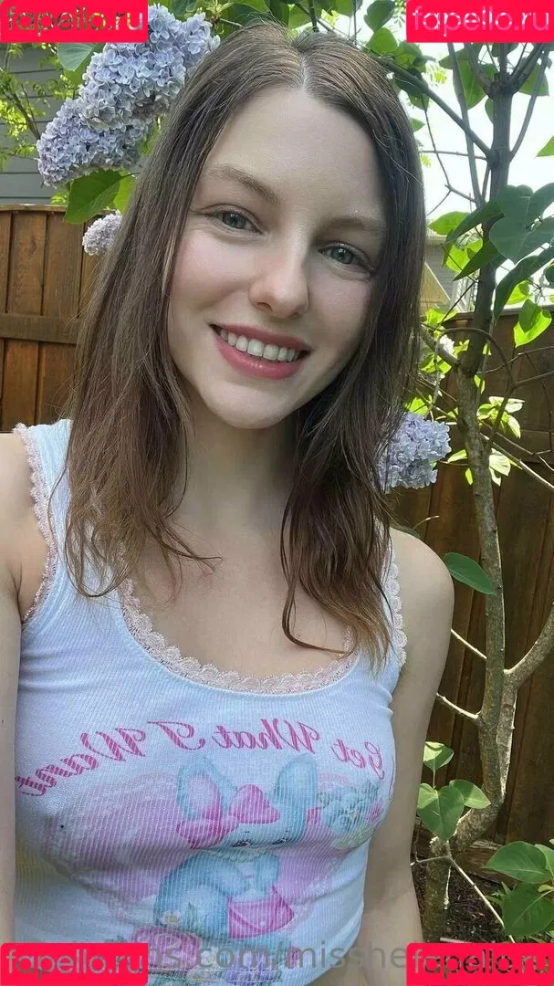 misshelenalue Onlyfans Photo Gallery 