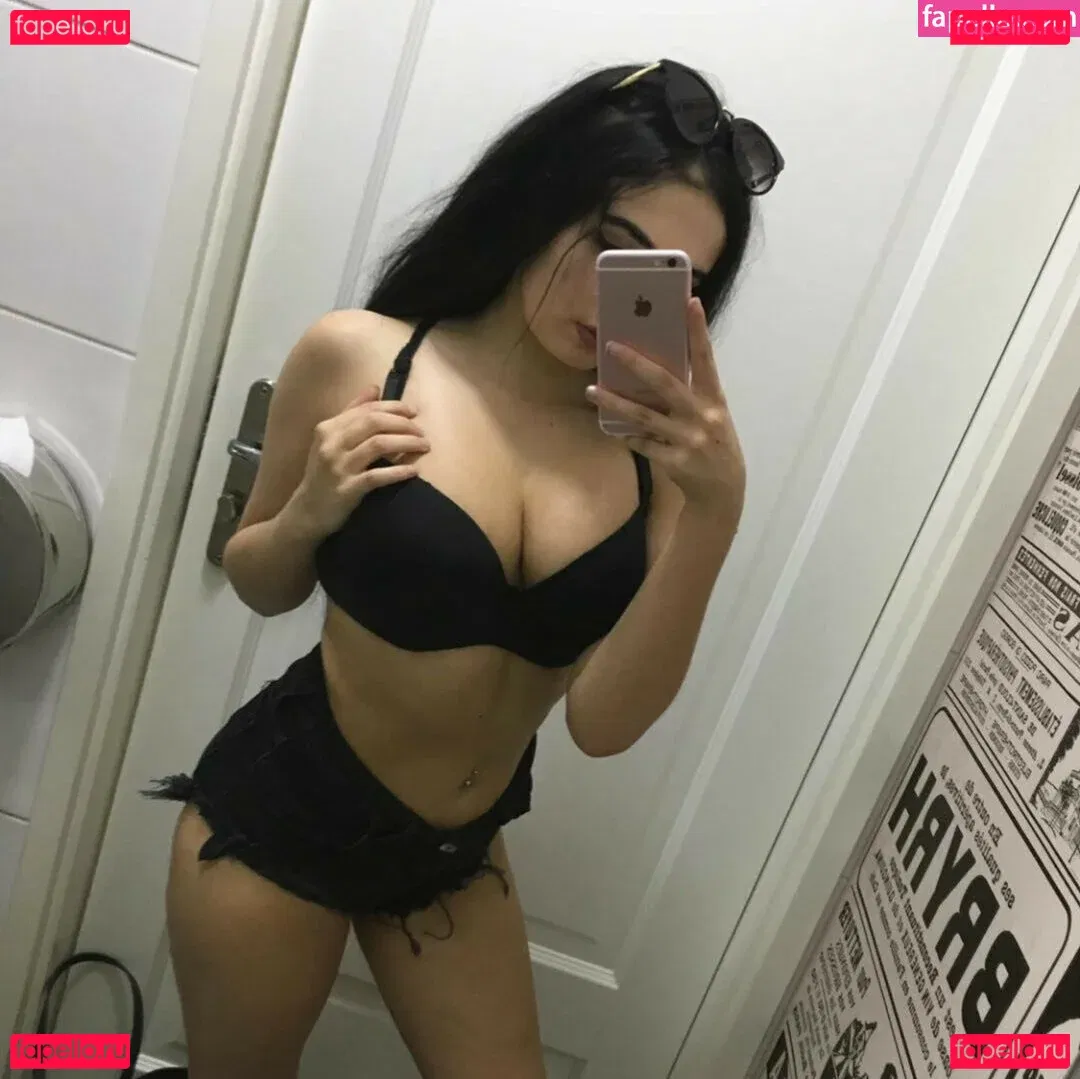 malaczarna Onlyfans Photo Gallery 