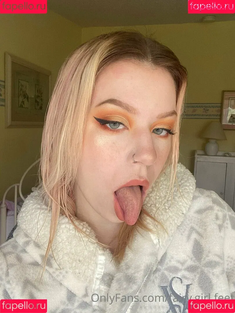 fairy.girl.feet Onlyfans Photo Gallery 