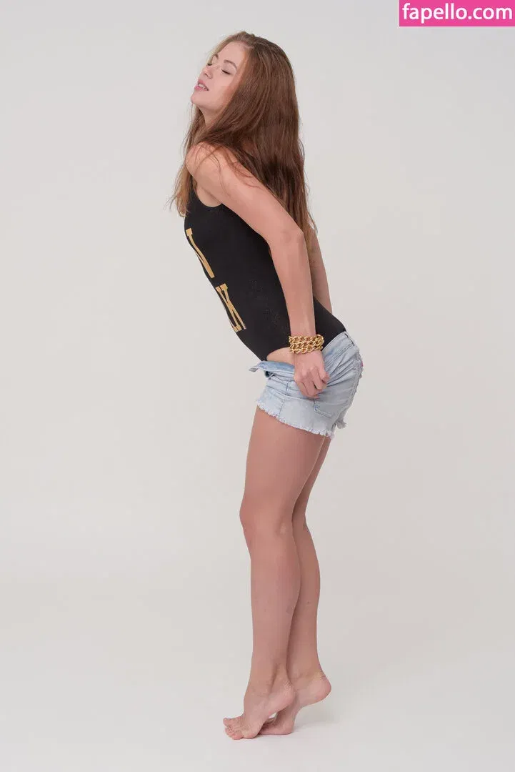 viktoriia_aliko Onlyfans Photo Gallery 