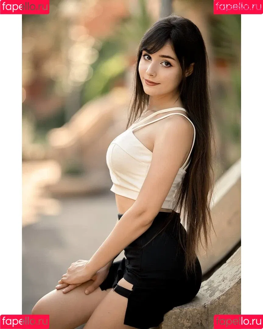 Nymphahri Onlyfans Photo Gallery 