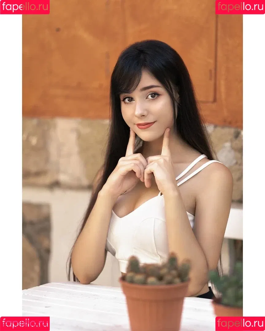 Nymphahri Onlyfans Photo Gallery 