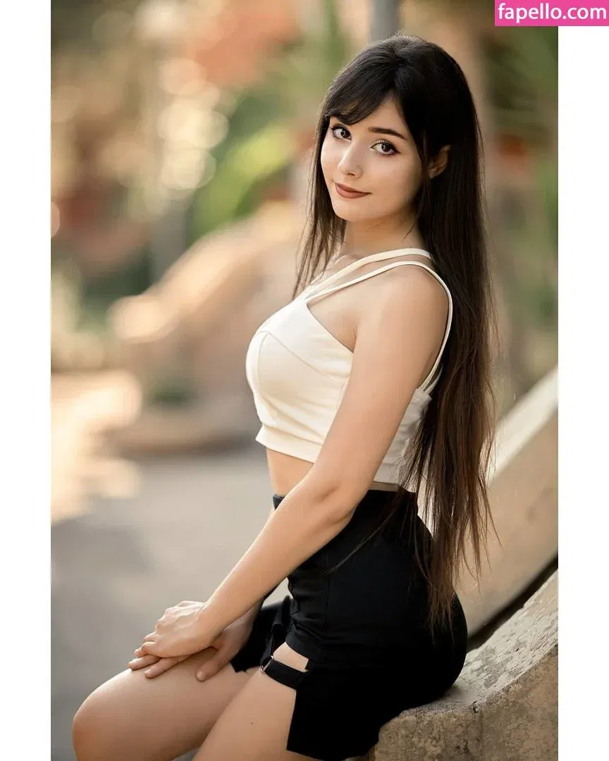 Nymphahri Onlyfans Photo Gallery 