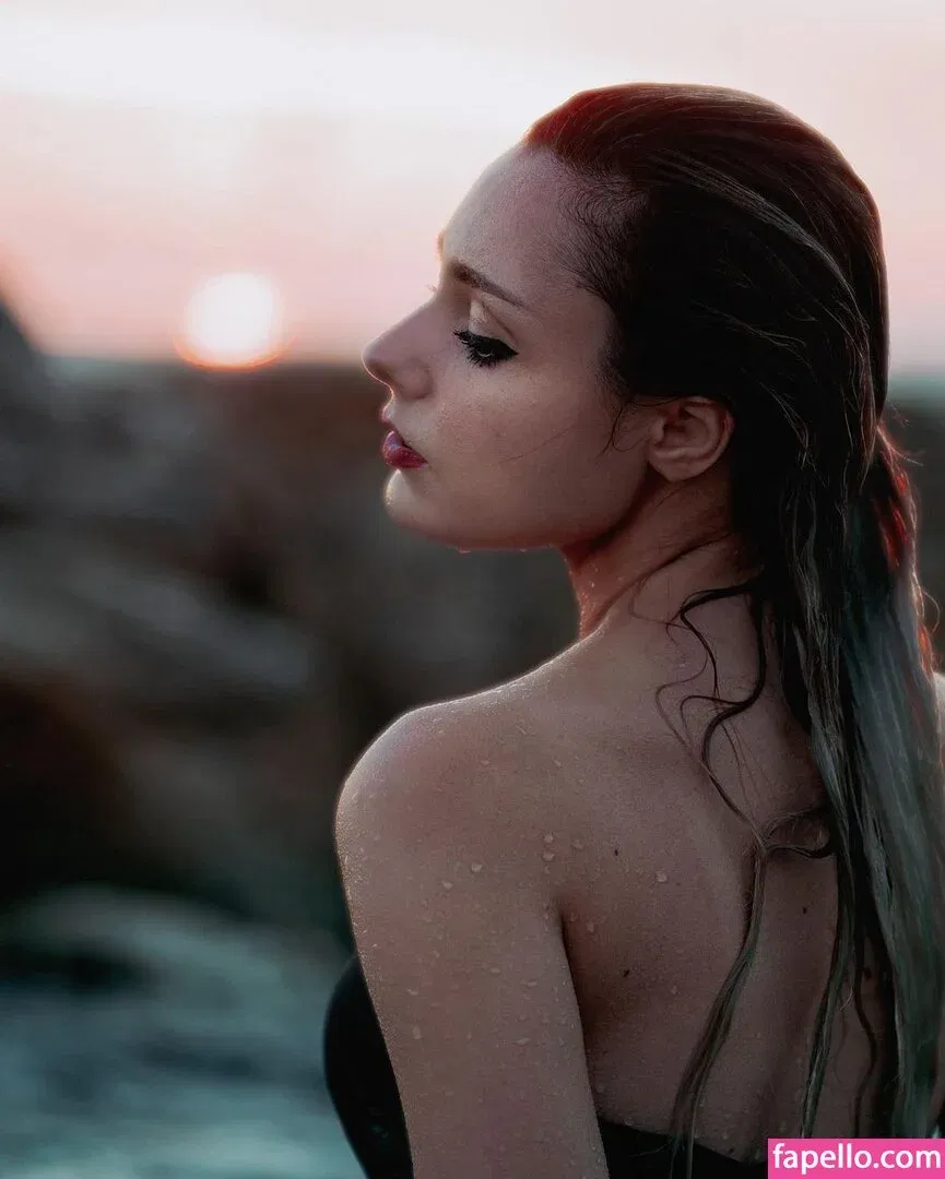 Nymphahri Onlyfans Photo Gallery 