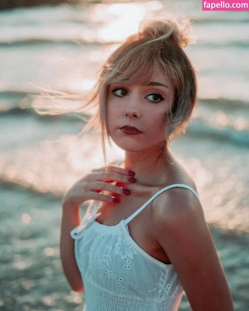 Nymphahri Onlyfans Photo Gallery 