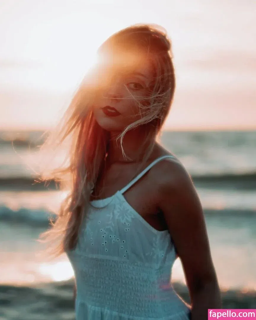 Nymphahri Onlyfans Photo Gallery 