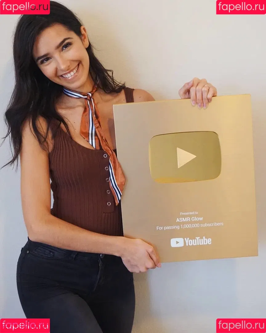 ASMR Glow Onlyfans Photo Gallery 