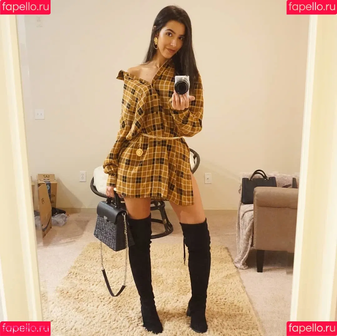 ASMR Glow Onlyfans Photo Gallery 
