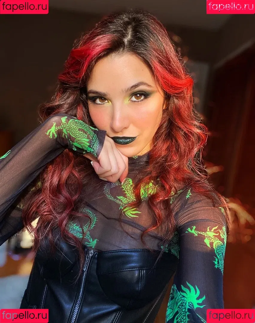 ASMR Glow Onlyfans Photo Gallery 