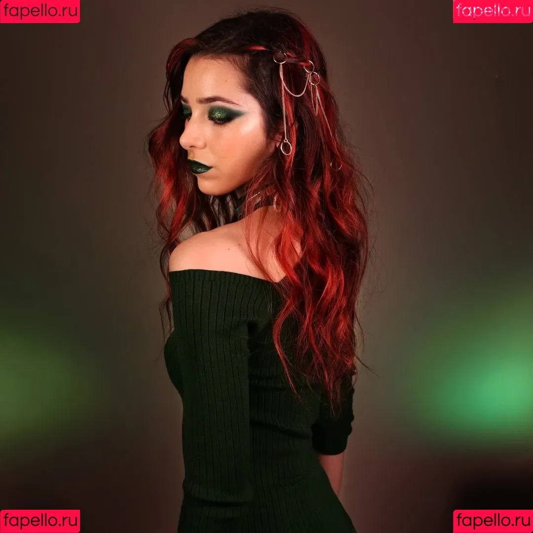 ASMR Glow Onlyfans Photo Gallery 