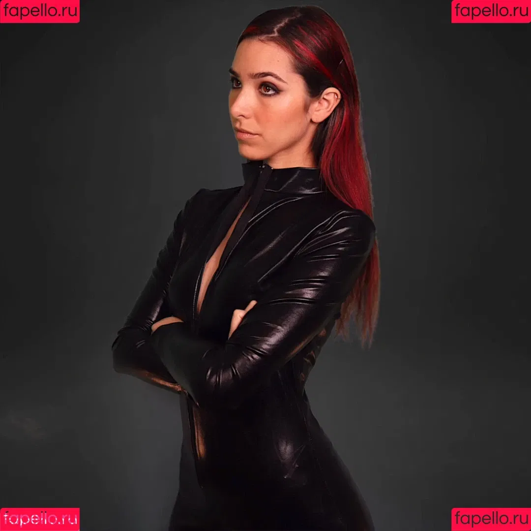 ASMR Glow Onlyfans Photo Gallery 