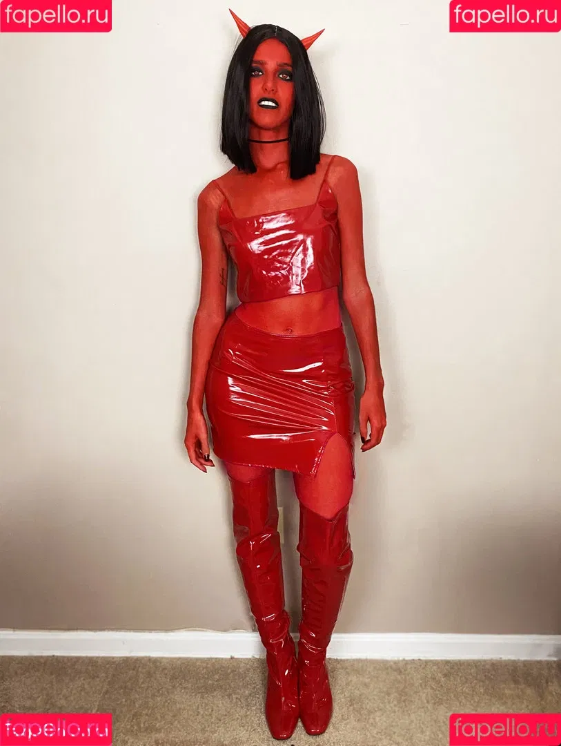 ASMR Glow Onlyfans Photo Gallery 