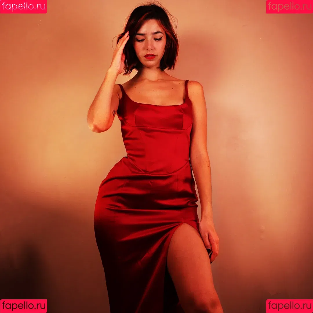 ASMR Glow Onlyfans Photo Gallery 