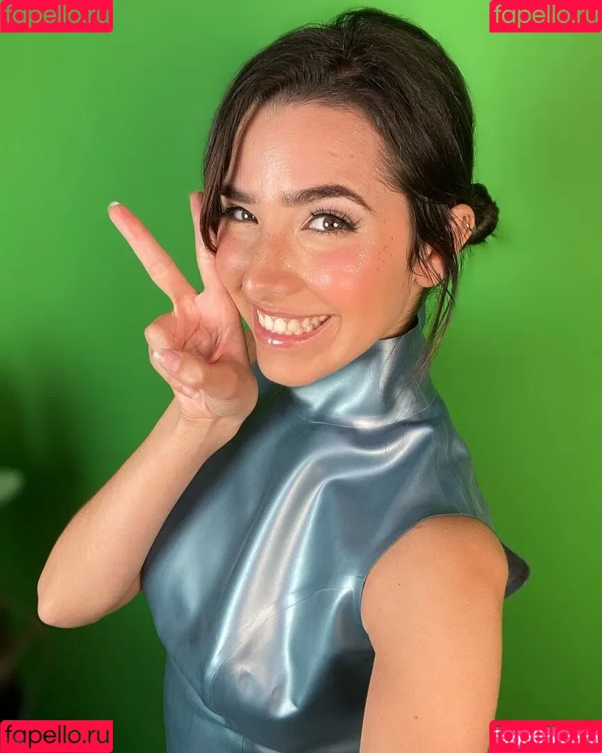 ASMR Glow Onlyfans Photo Gallery 