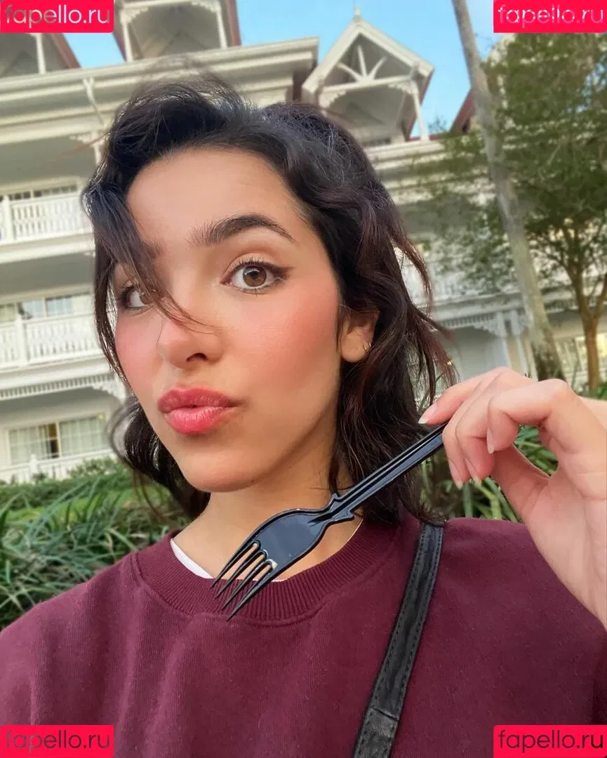 ASMR Glow Onlyfans Photo Gallery 