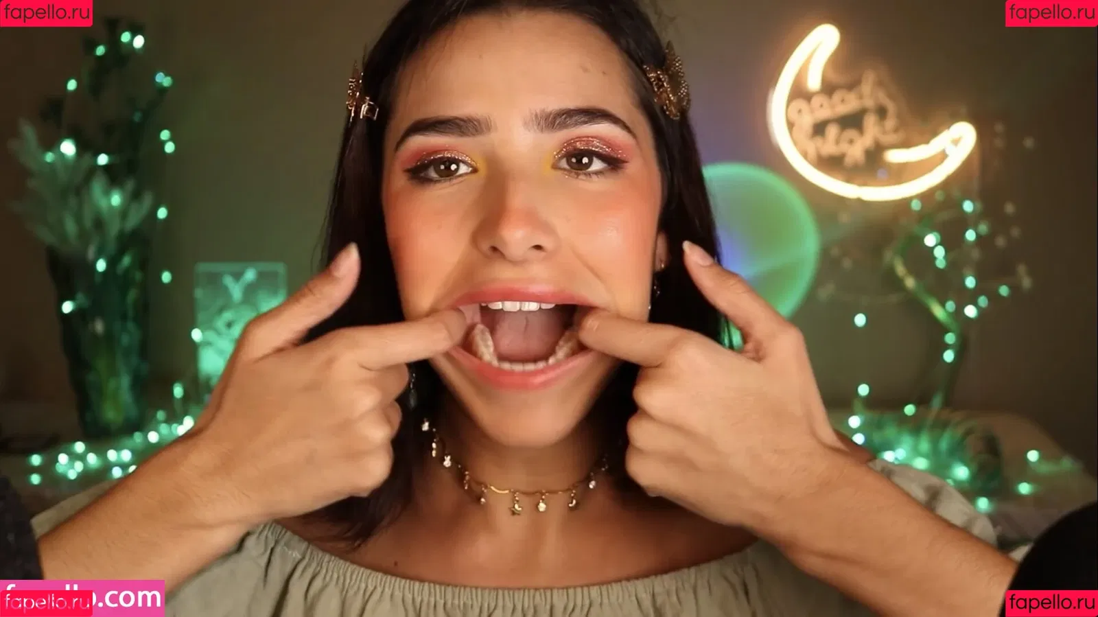 ASMR Glow Onlyfans Photo Gallery 