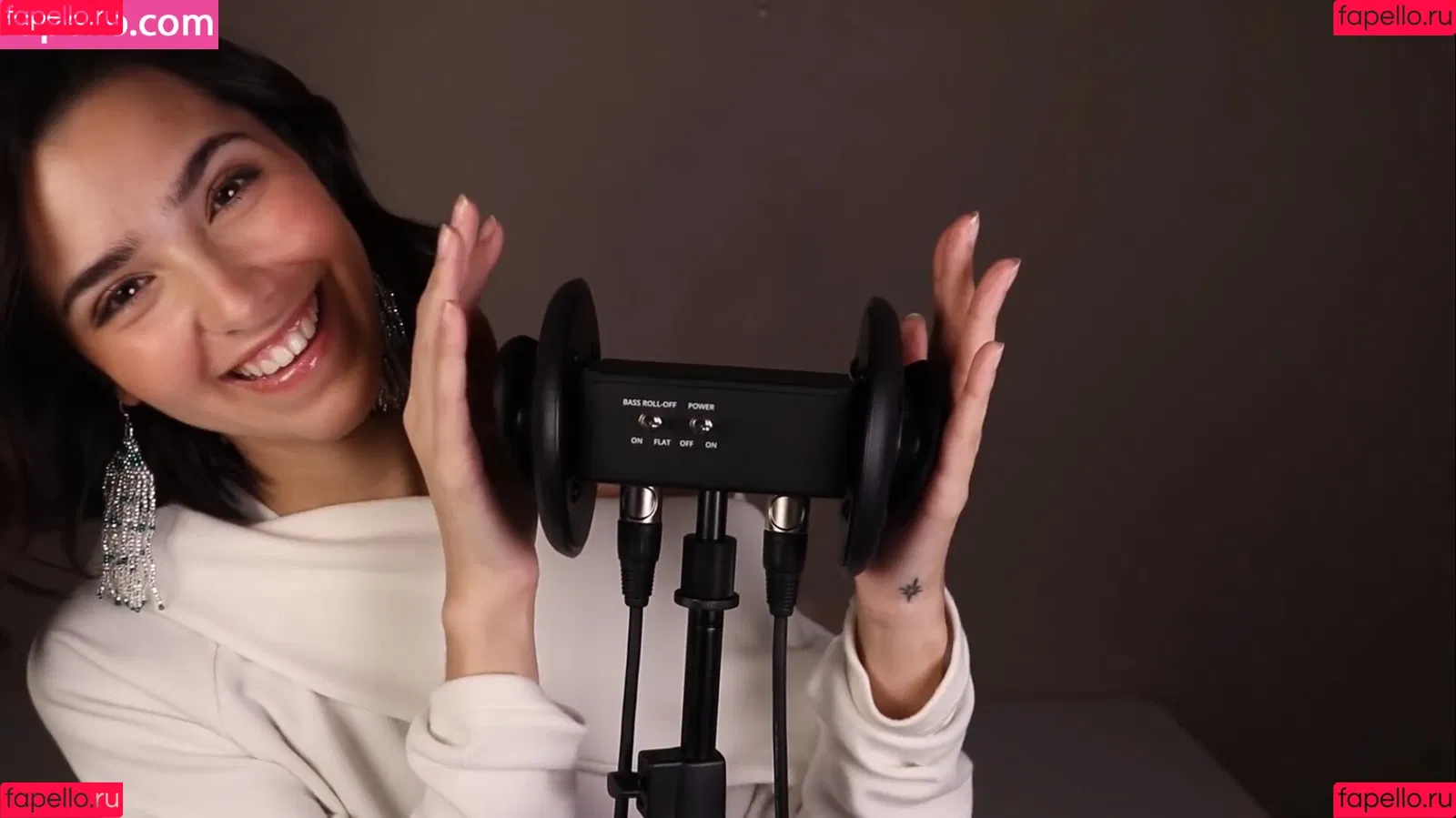 ASMR Glow Onlyfans Photo Gallery 