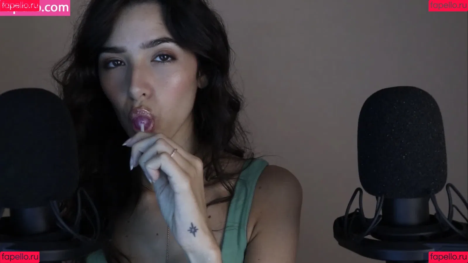 ASMR Glow Onlyfans Photo Gallery 