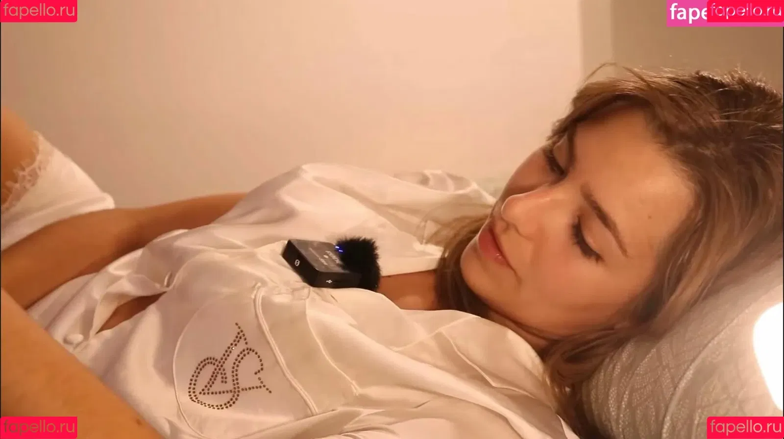 ASMR Glow Onlyfans Photo Gallery 