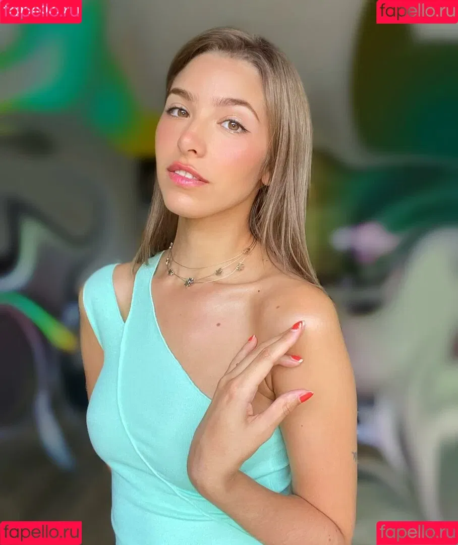 ASMR Glow Onlyfans Photo Gallery 