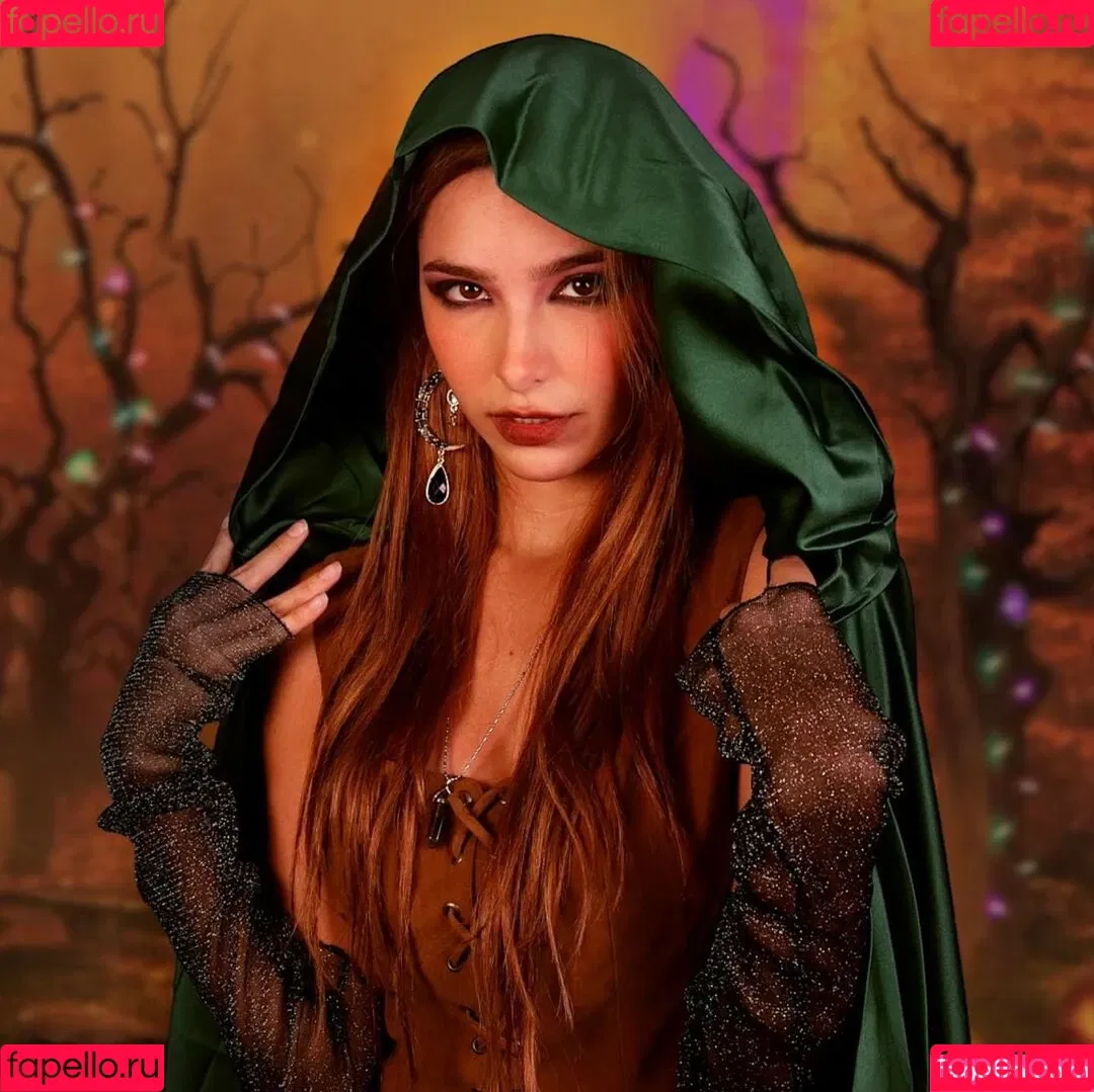 ASMR Glow Onlyfans Photo Gallery 