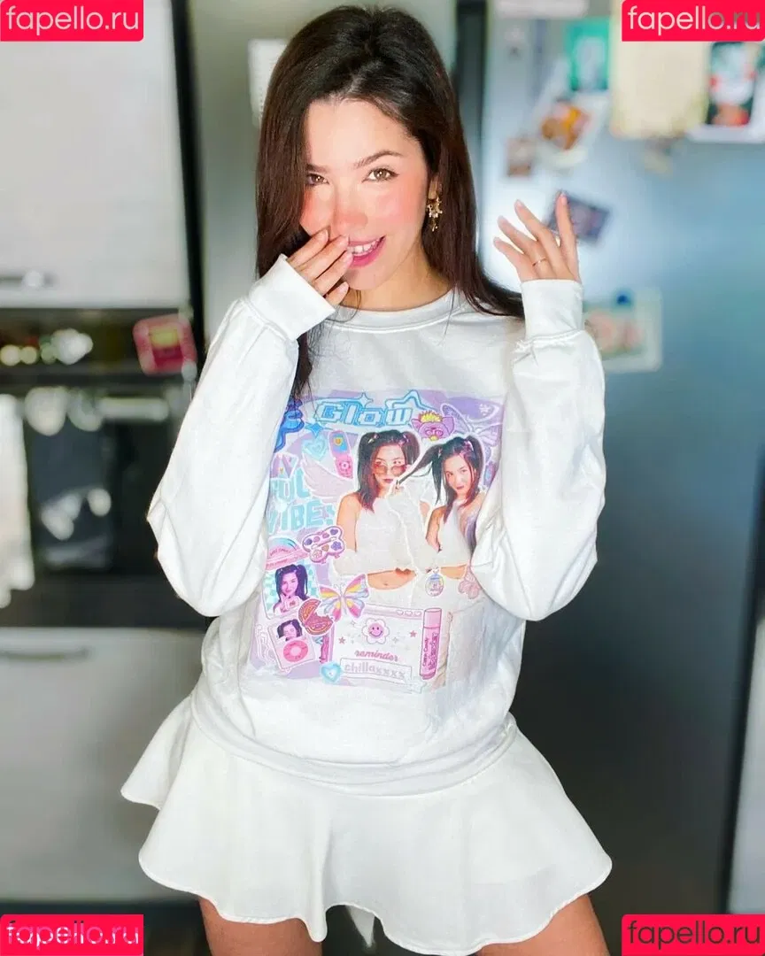 ASMR Glow Onlyfans Photo Gallery 