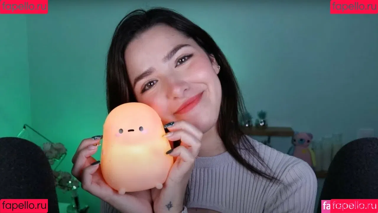 ASMR Glow Onlyfans Photo Gallery 