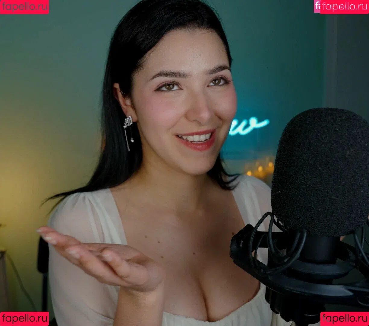 ASMR Glow Onlyfans Photo Gallery 