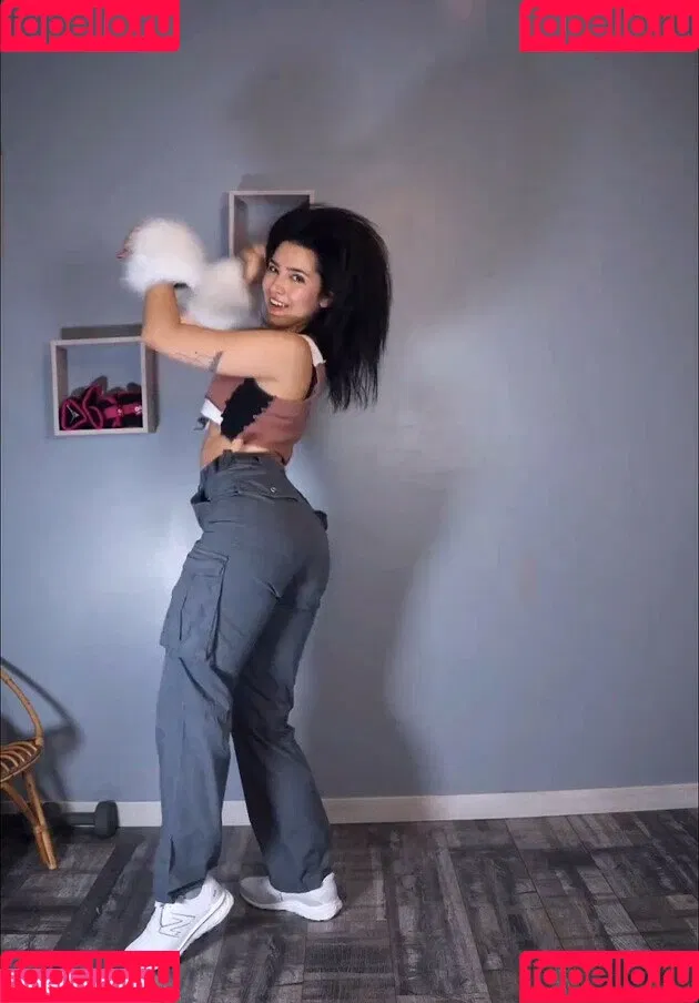 ASMR Glow Onlyfans Photo Gallery 