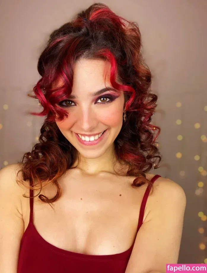 ASMR Glow Onlyfans Photo Gallery 