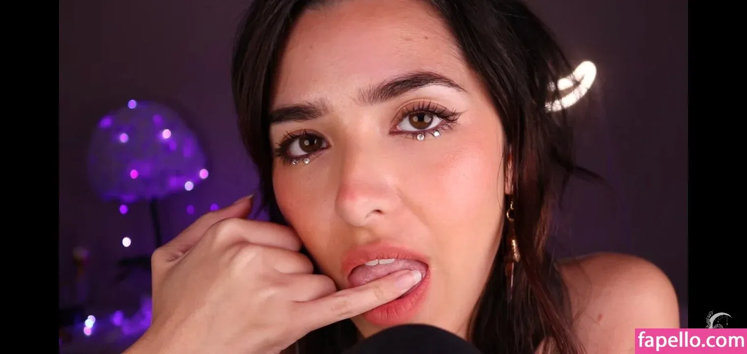 ASMR Glow Onlyfans Photo Gallery 