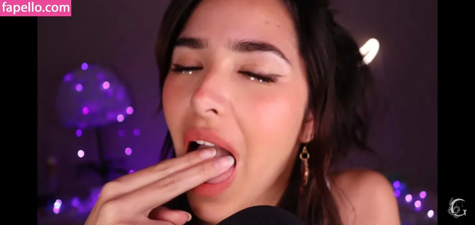 ASMR Glow Onlyfans Photo Gallery 