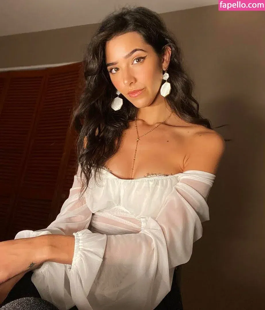 ASMR Glow Onlyfans Photo Gallery 