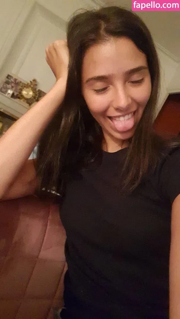 ASMR Glow Onlyfans Photo Gallery 