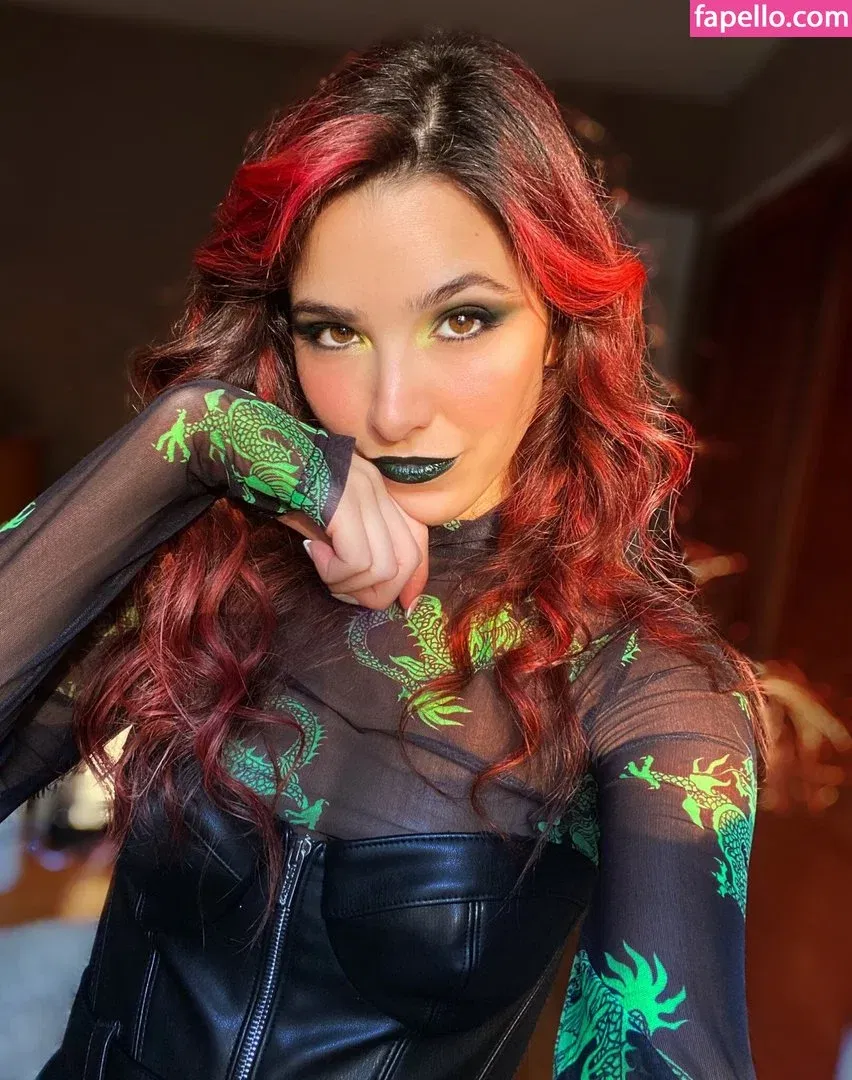 ASMR Glow Onlyfans Photo Gallery 