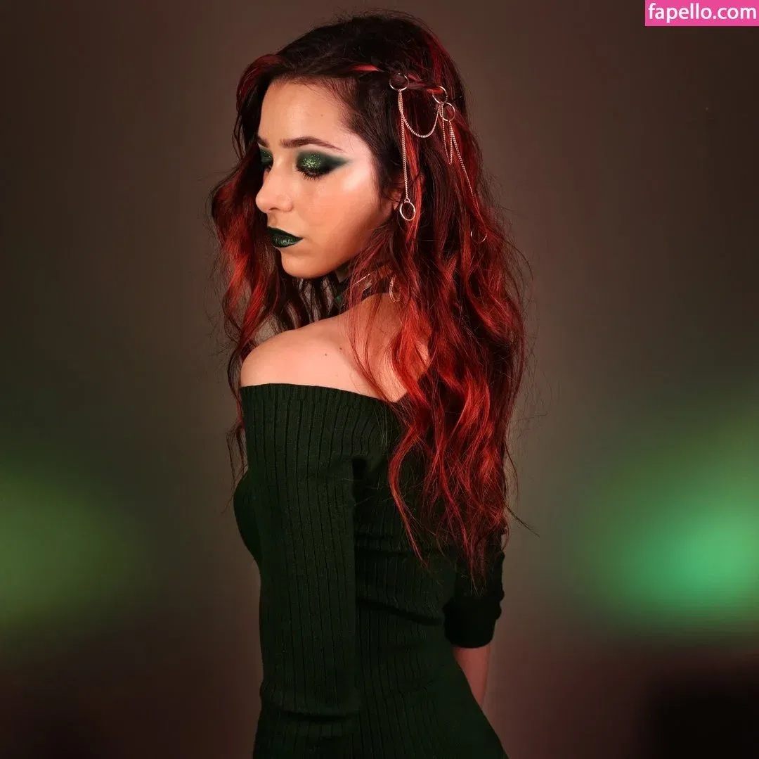 ASMR Glow Onlyfans Photo Gallery 