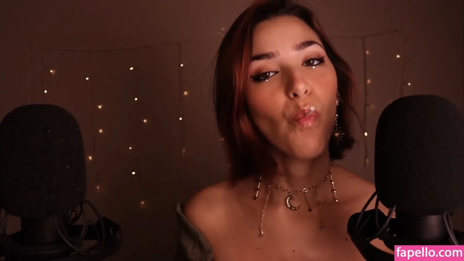 ASMR Glow Onlyfans Photo Gallery 