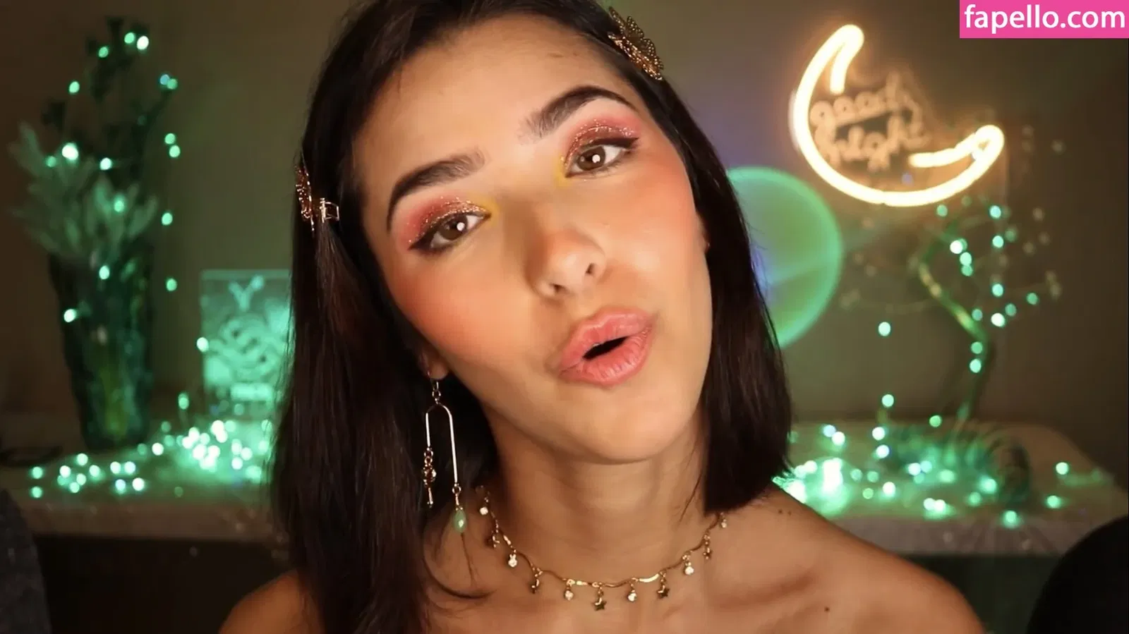 ASMR Glow Onlyfans Photo Gallery 