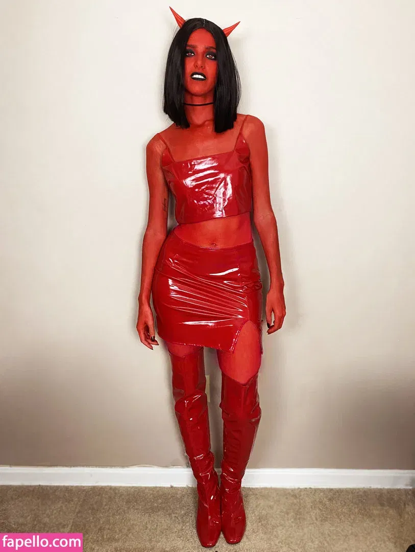 ASMR Glow Onlyfans Photo Gallery 