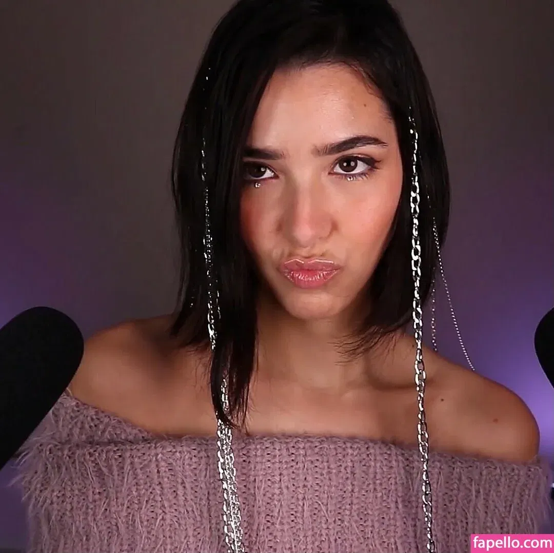 ASMR Glow Onlyfans Photo Gallery 