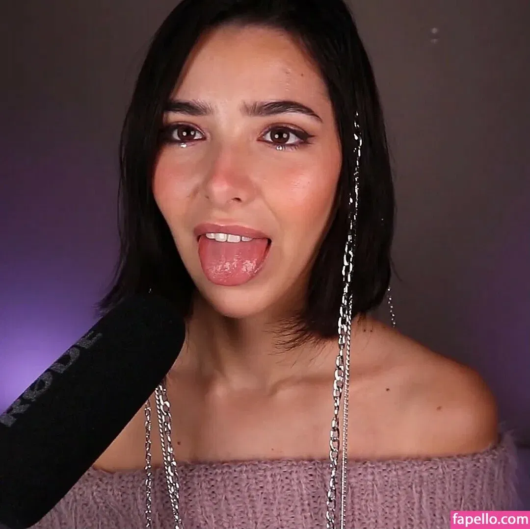 ASMR Glow Onlyfans Photo Gallery 