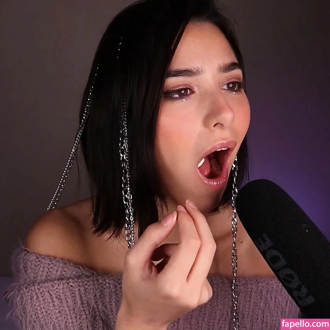 ASMR Glow Onlyfans Photo Gallery 