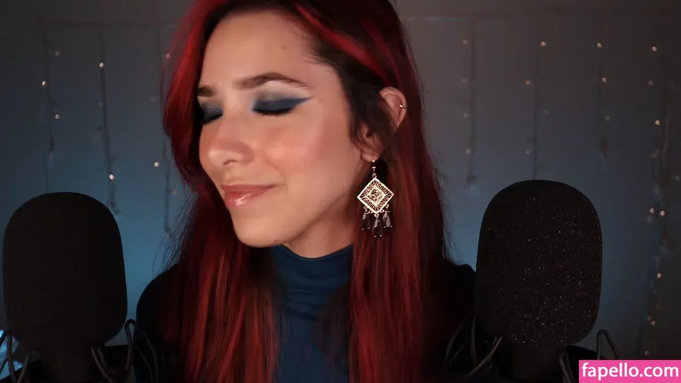 ASMR Glow Onlyfans Photo Gallery 