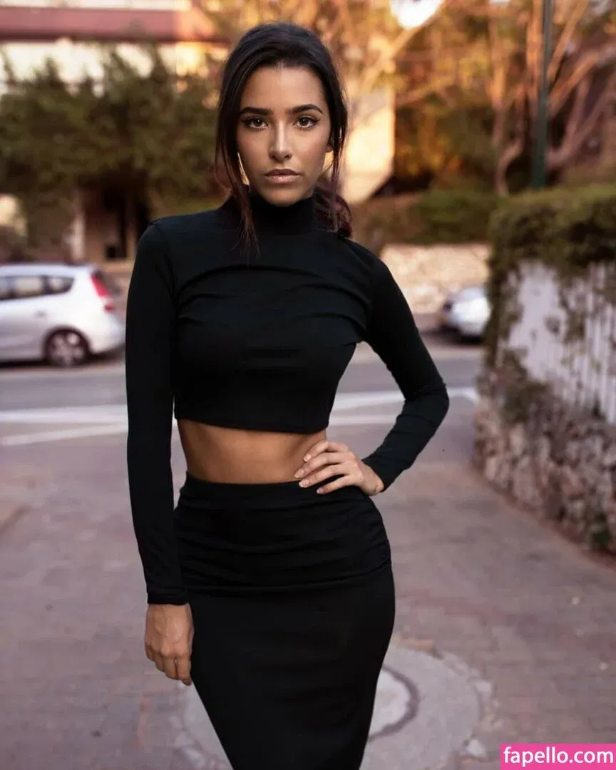 ASMR Glow Onlyfans Photo Gallery 