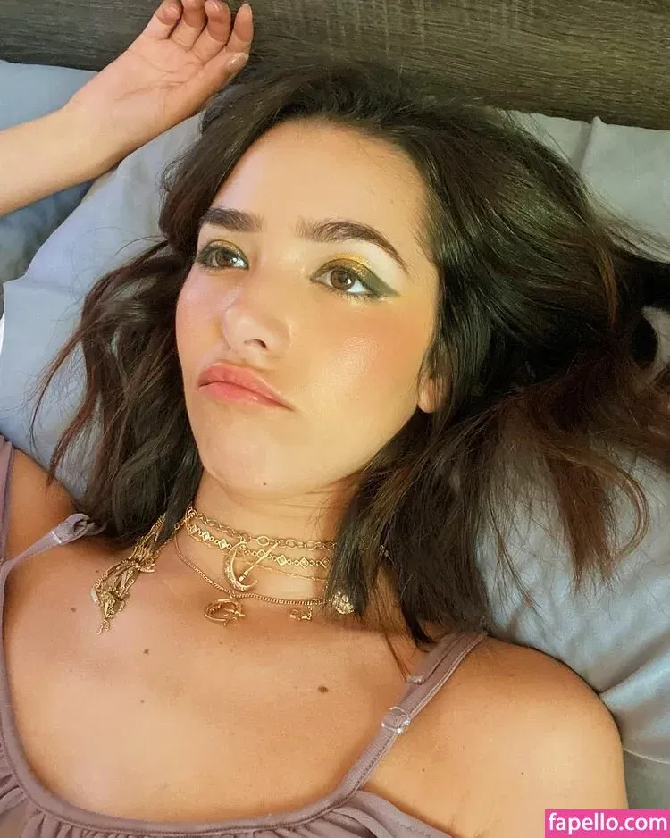 ASMR Glow Onlyfans Photo Gallery 