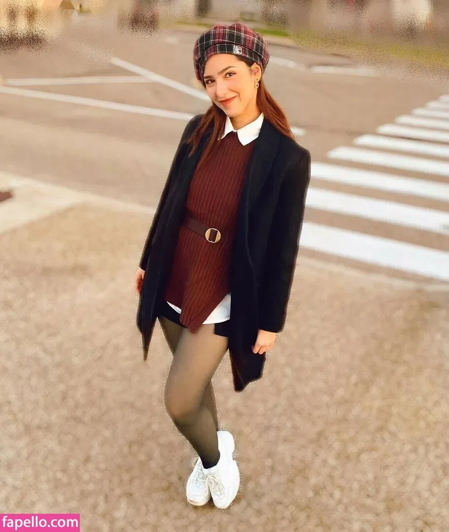 ASMR Glow Onlyfans Photo Gallery 